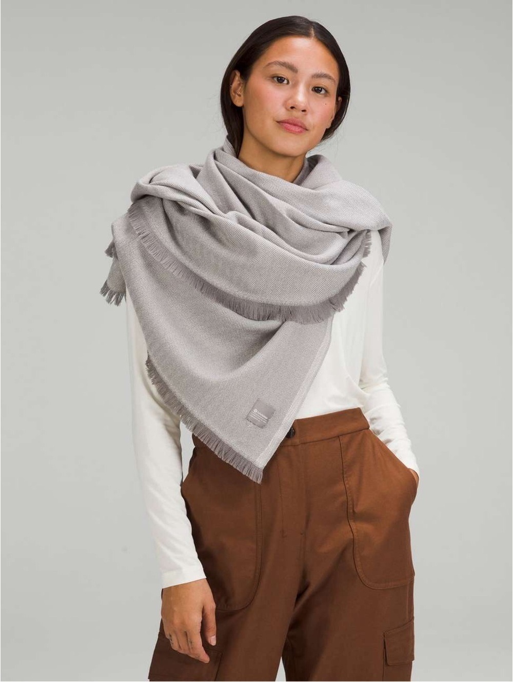 🆕🩶 Lululemon Wool Blanket Scarf - Gull Grey White Opal
